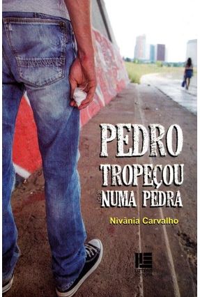 Pedro Tropeçou Numa Pedra - Carvalho,Nivânia | 